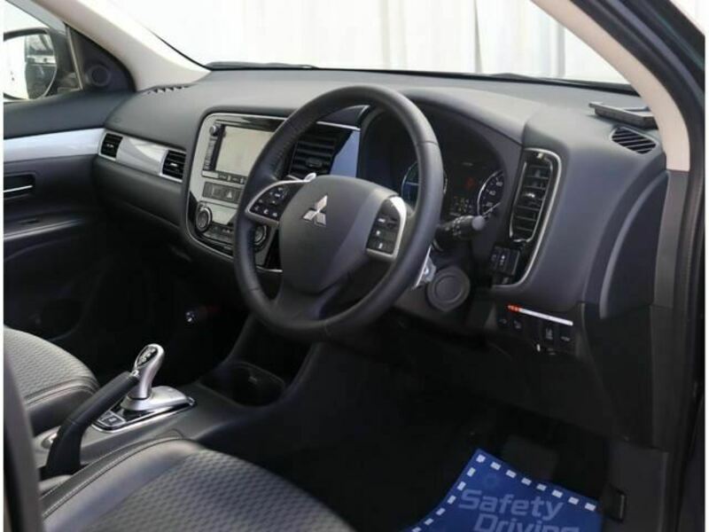 OUTLANDER PHEV