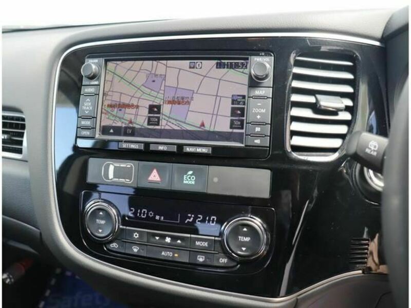 OUTLANDER PHEV