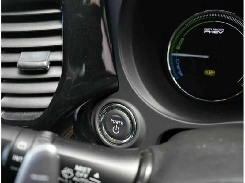 OUTLANDER PHEV