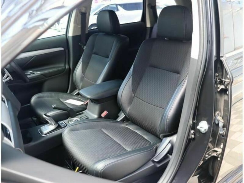OUTLANDER PHEV