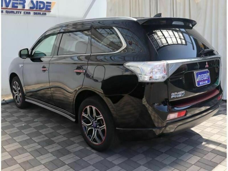 OUTLANDER PHEV