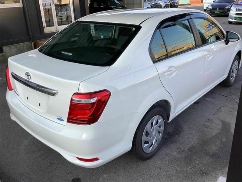 COROLLA AXIO