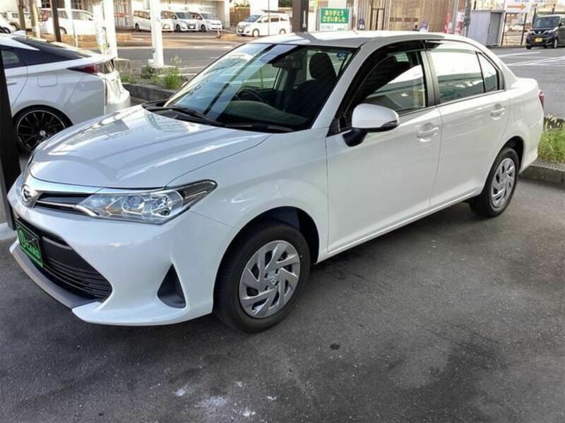 COROLLA AXIO