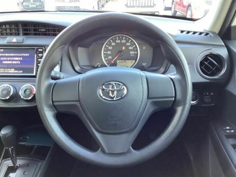 COROLLA AXIO