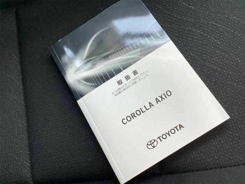 COROLLA AXIO