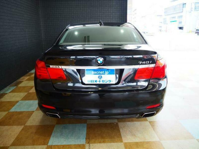 7 SERIES