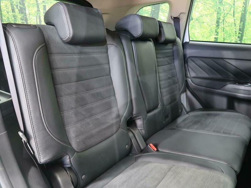 OUTLANDER PHEV