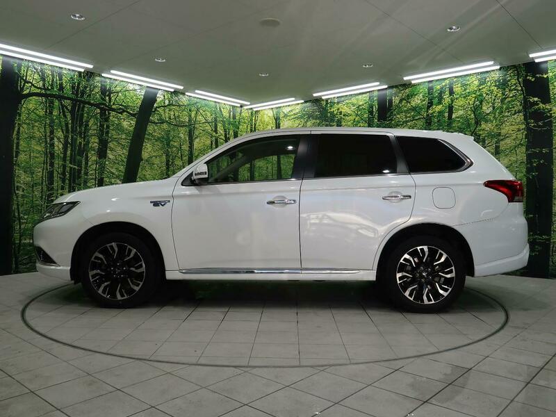 OUTLANDER PHEV