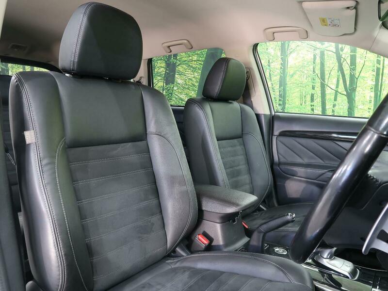 OUTLANDER PHEV