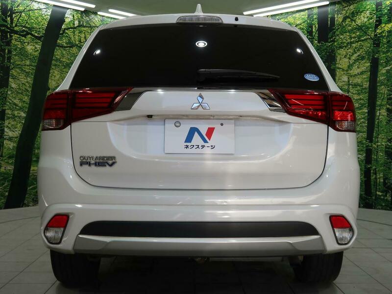 OUTLANDER PHEV