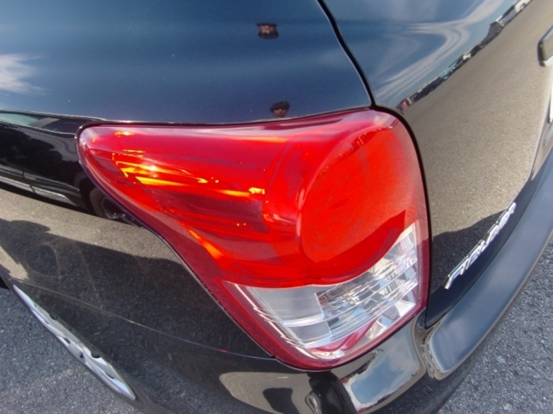 COROLLA FIELDER