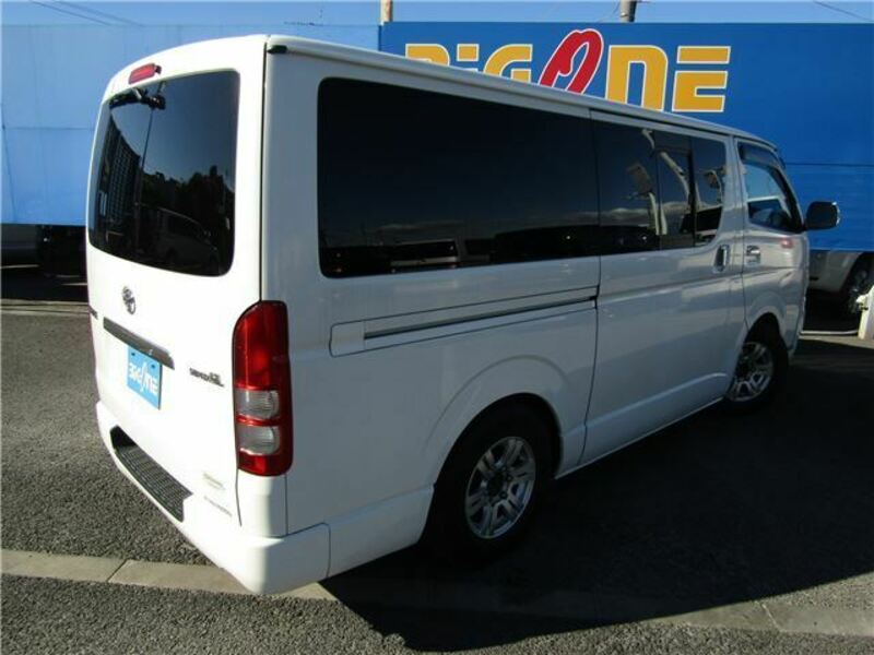 HIACE