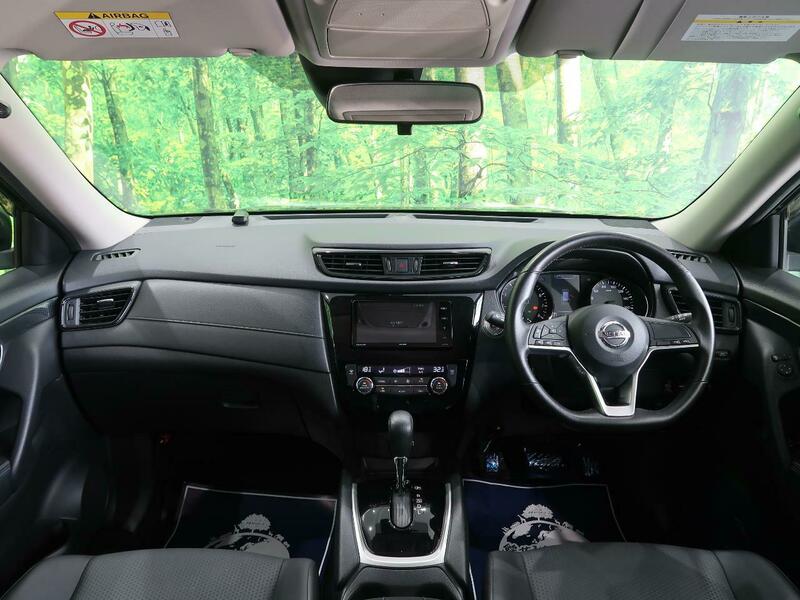 X-TRAIL-42