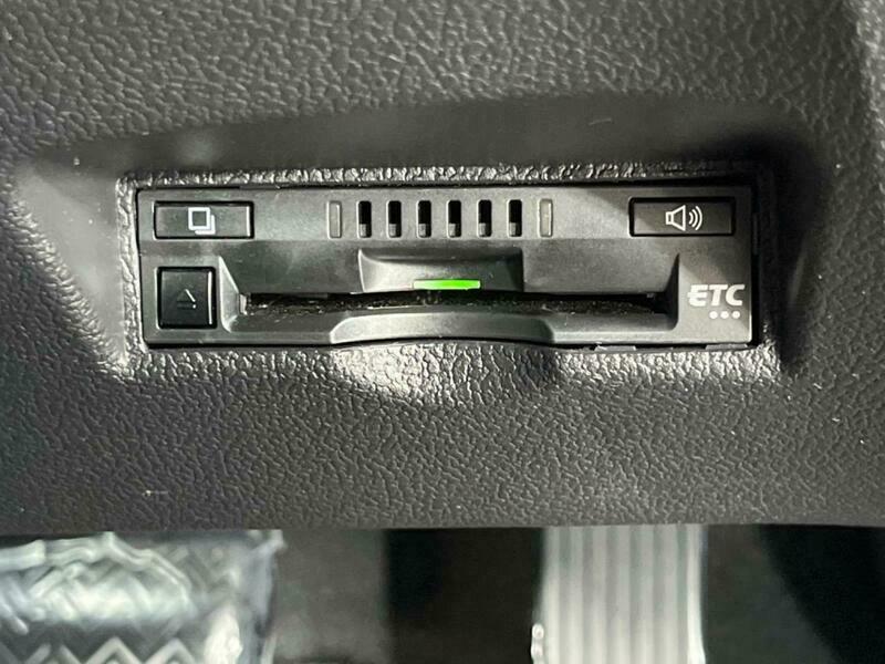 PRIUS-57