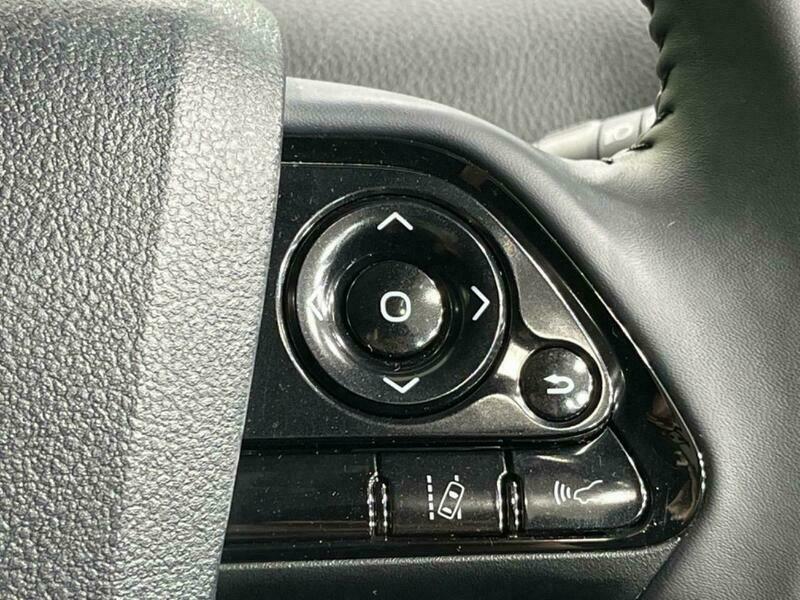 PRIUS-68