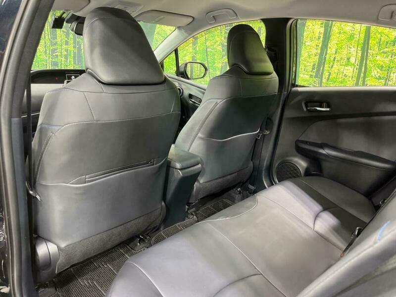 PRIUS-61