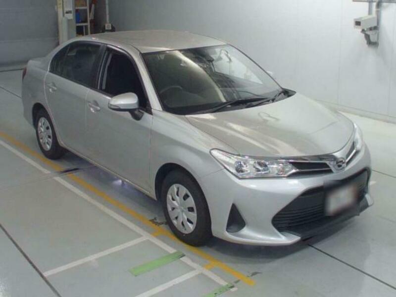 COROLLA AXIO-6