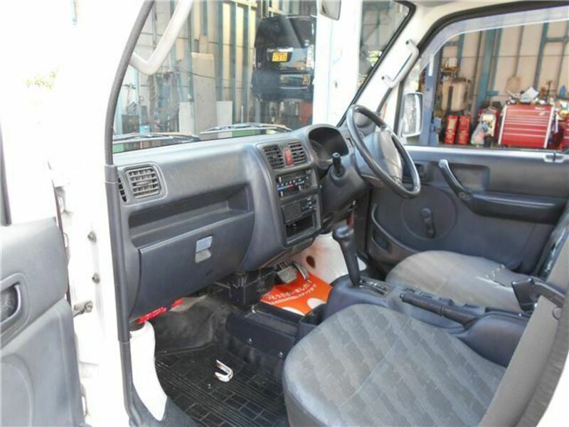 CARRY TRUCK