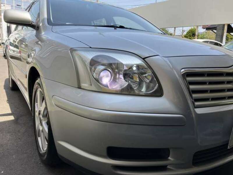 AVENSIS WAGON-10