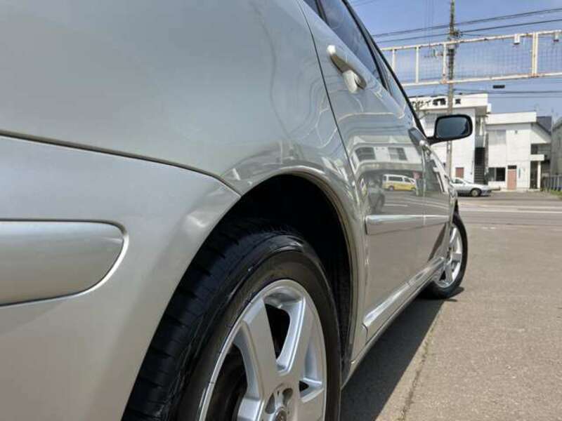 AVENSIS WAGON-5