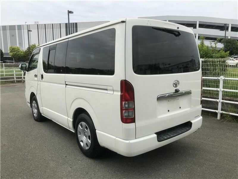 HIACE VAN