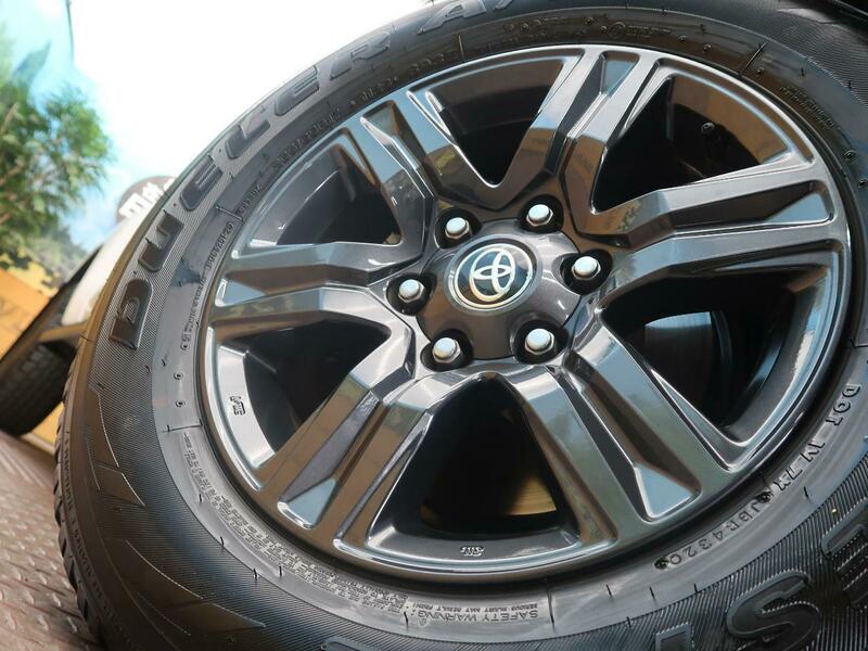 HILUX