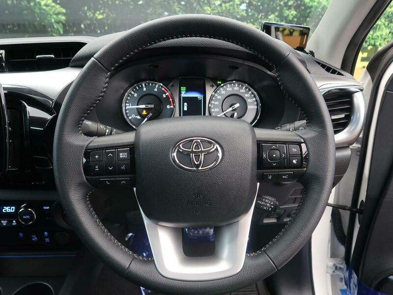 HILUX