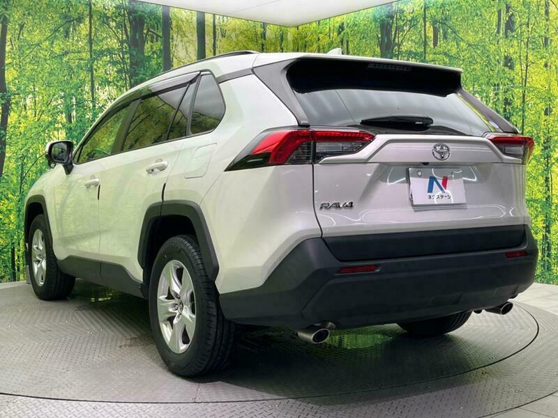 RAV4