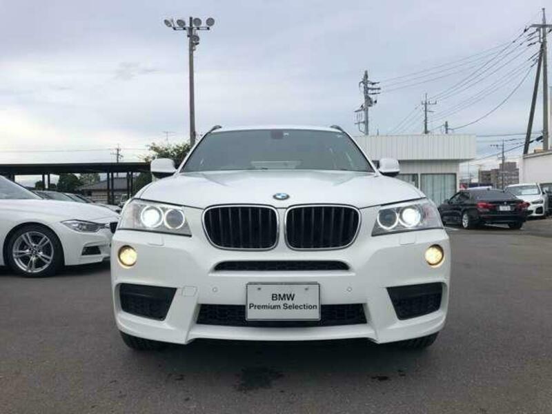 X3