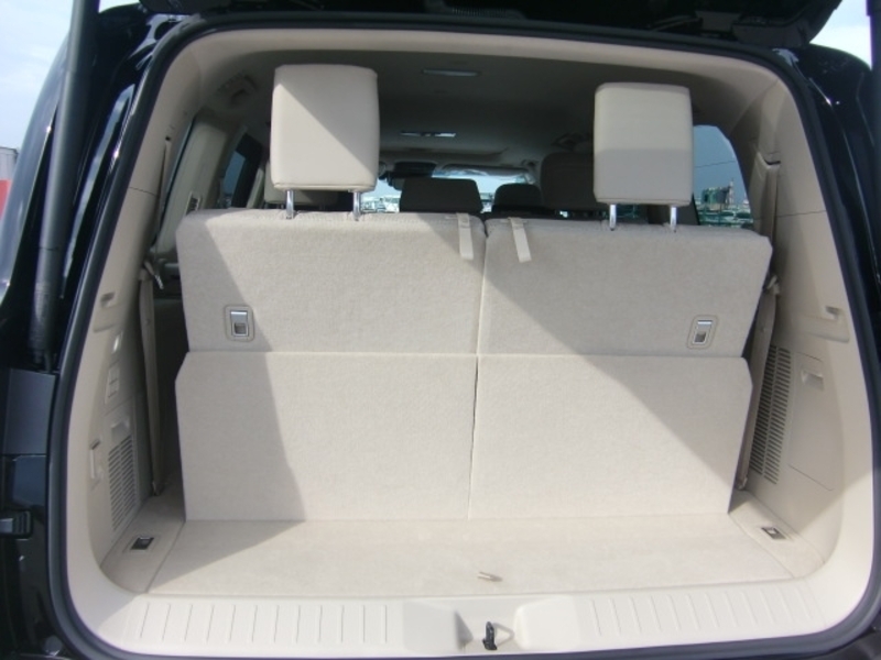 LAND CRUISER