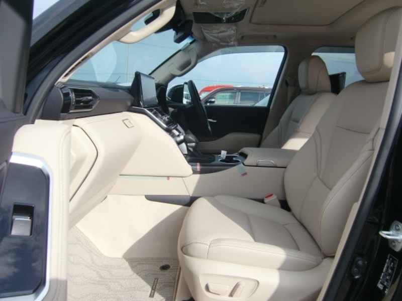LAND CRUISER