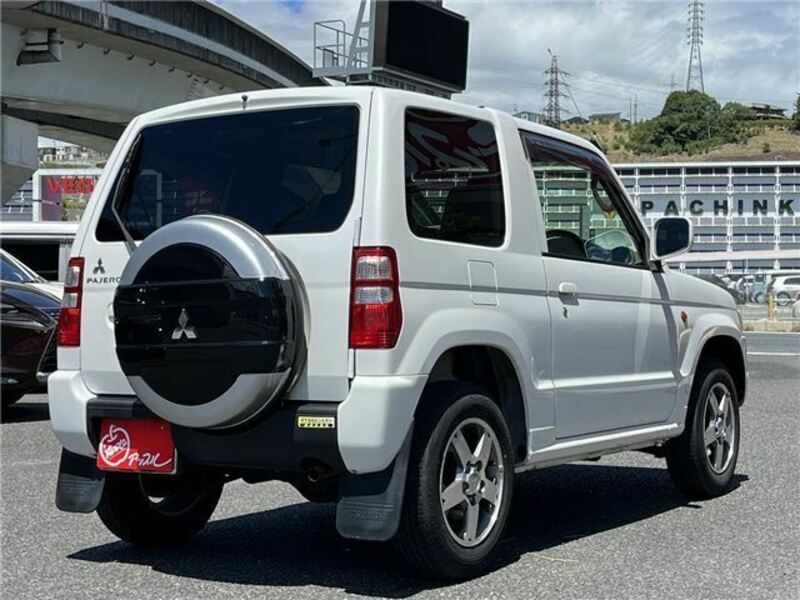 PAJERO MINI