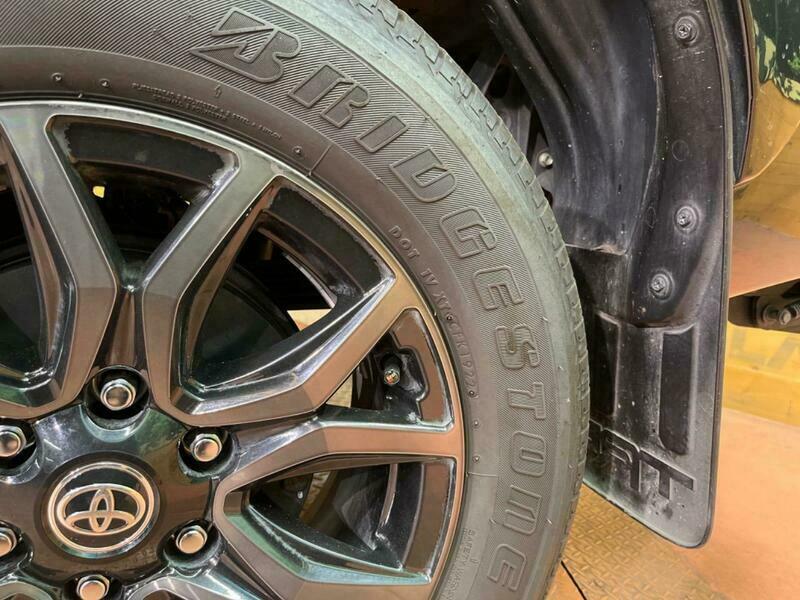 HILUX