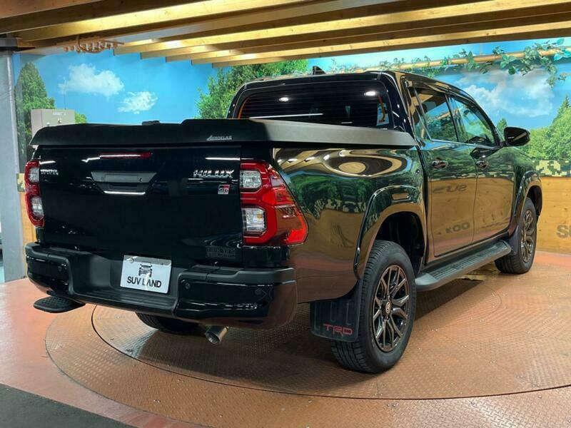 HILUX