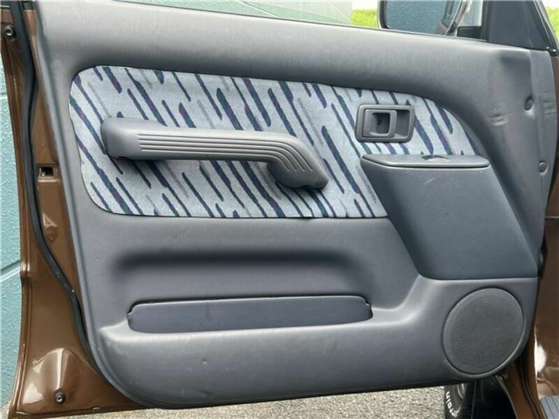 LAND CRUISER PRADO-17