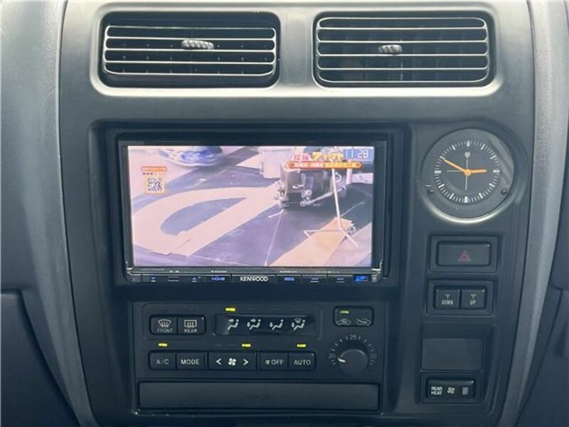 LAND CRUISER PRADO-27