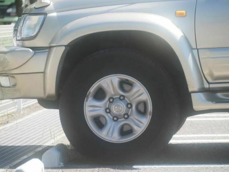 HILUX SURF
