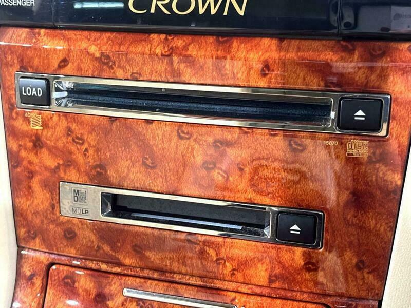 CROWN