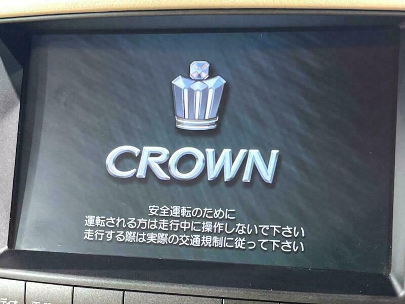 CROWN