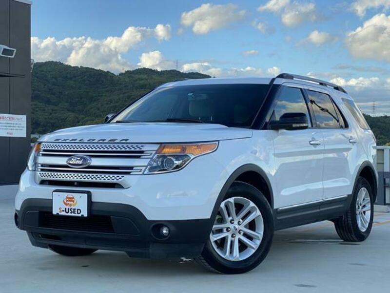 FORD　EXPLORER