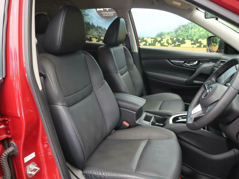X-TRAIL