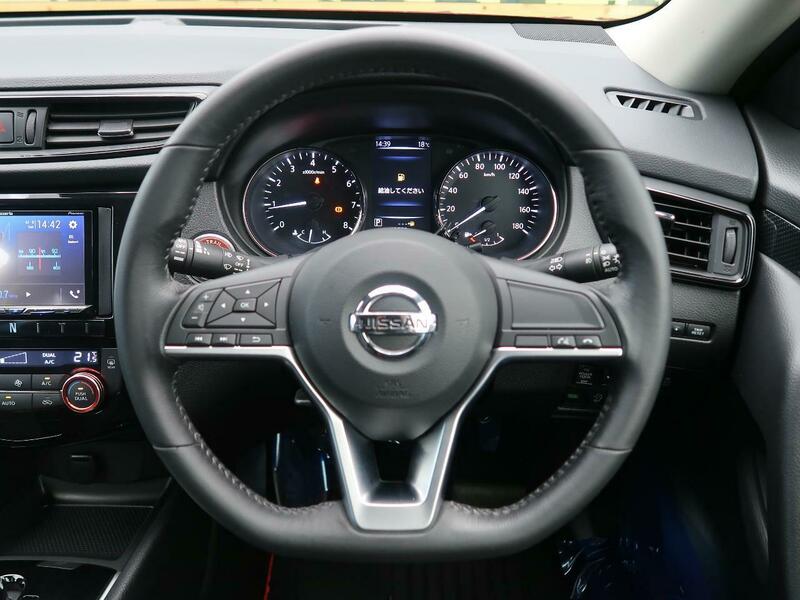 X-TRAIL