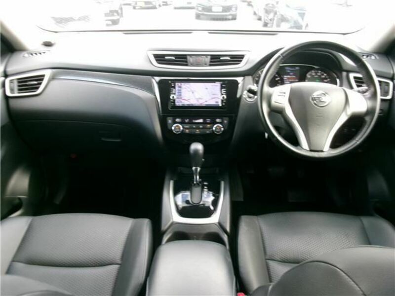 X-TRAIL-2