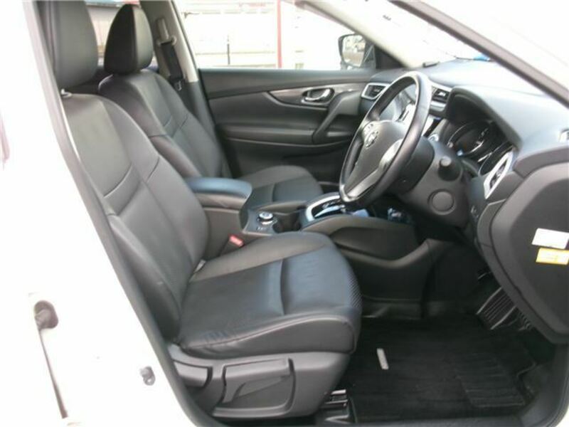 X-TRAIL-11