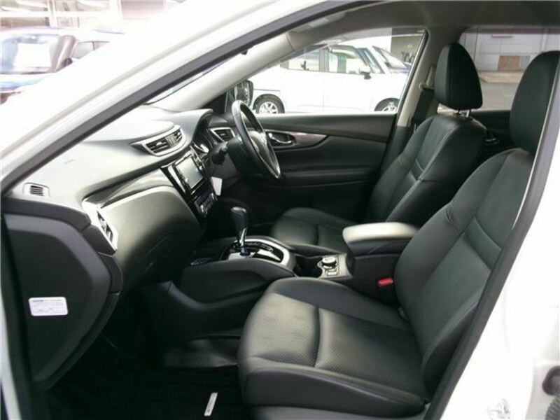 X-TRAIL-12