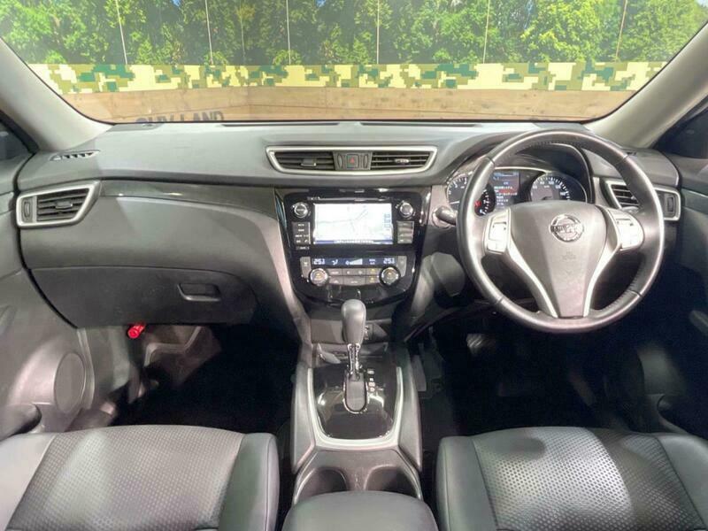 X-TRAIL