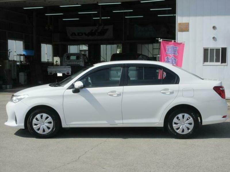 COROLLA AXIO