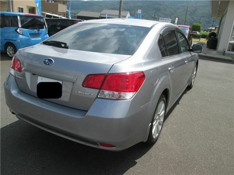 LEGACY B4
