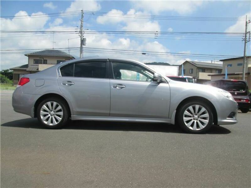 LEGACY B4