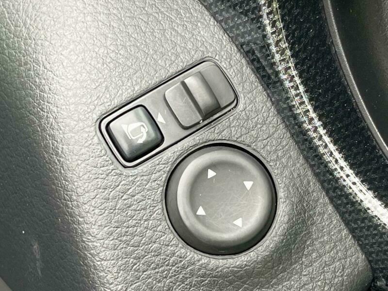 X-TRAIL-32